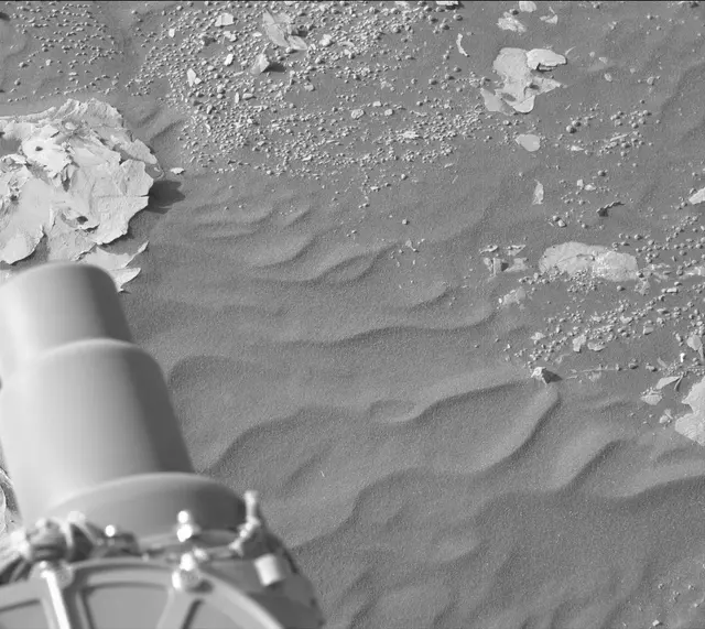 Sol 1785: Mast Camera (Mastcam)