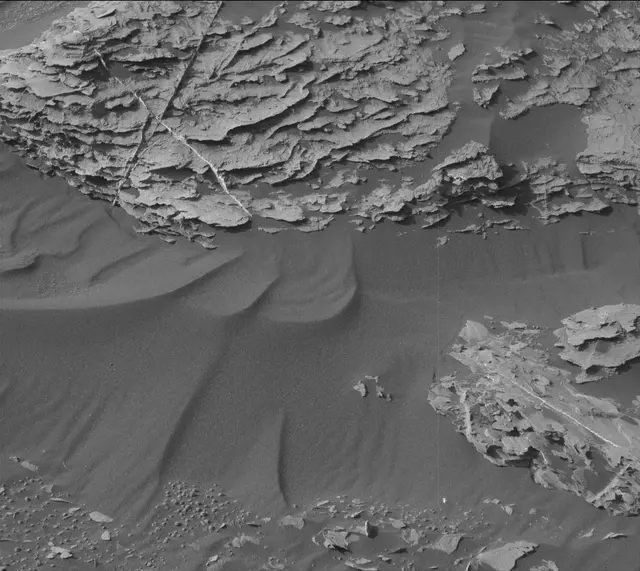 Sol 1785: Mast Camera (Mastcam)
