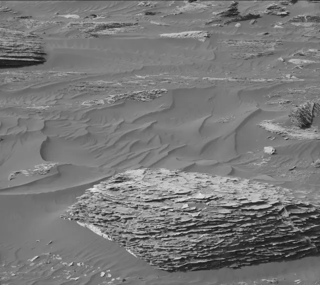 Sol 1785: Mast Camera (Mastcam)