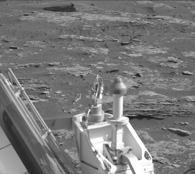 Sol 1785: Mast Camera (Mastcam)