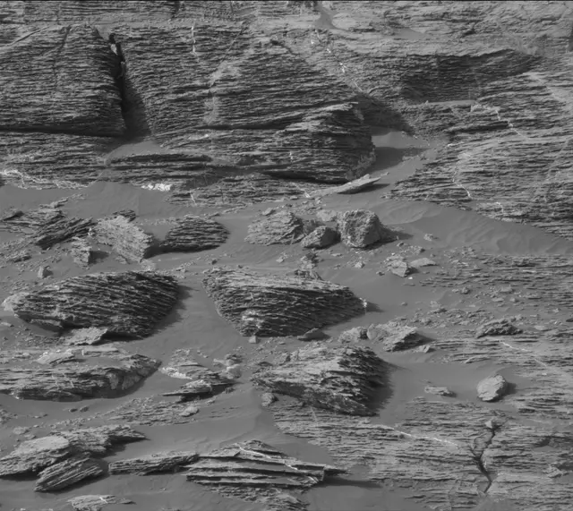 Sol 1785: Mast Camera (Mastcam)