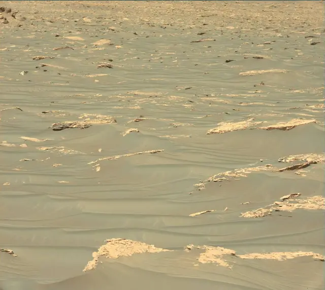 Sol 1786: Mast Camera (Mastcam)