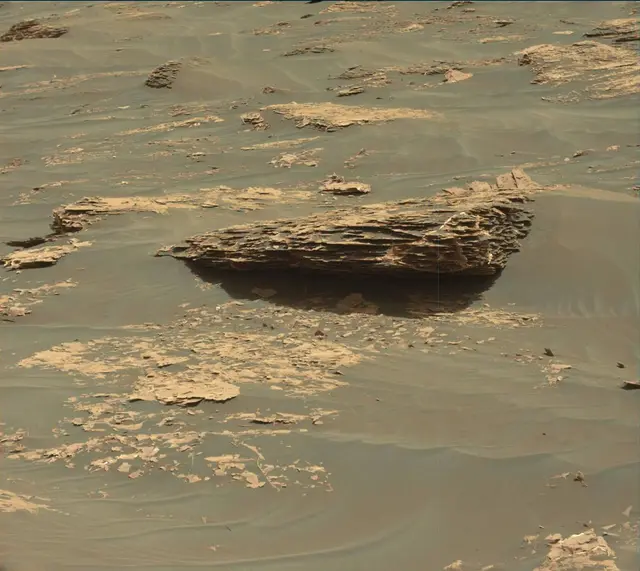 Sol 1786: Mast Camera (Mastcam)