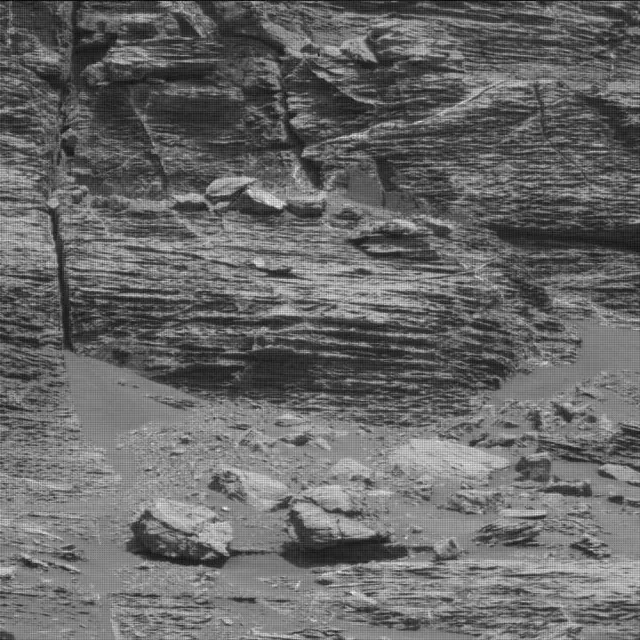 Sol 1786: Mast Camera (Mastcam)