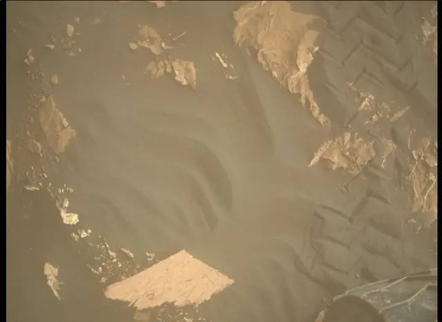Sol 1786: Mars Descent Imager (MARDI)