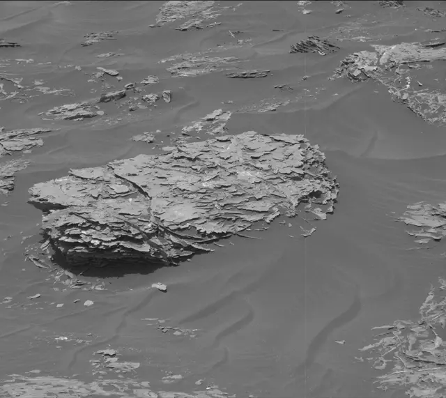 Sol 1787: Mast Camera (Mastcam)