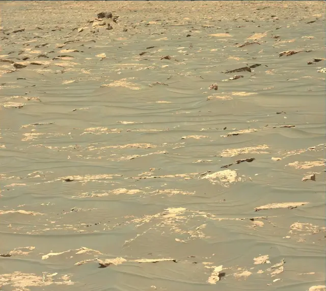 Sol 1787: Mast Camera (Mastcam)