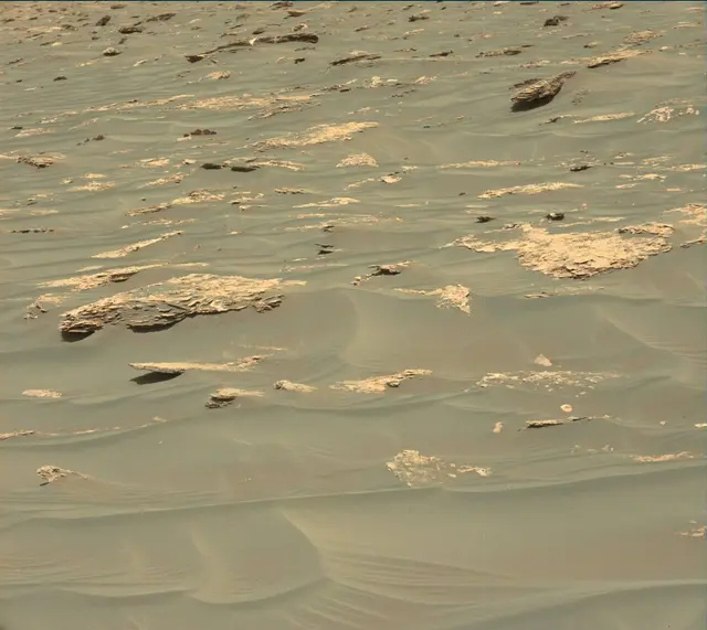 Sol 1787: Mast Camera (Mastcam)