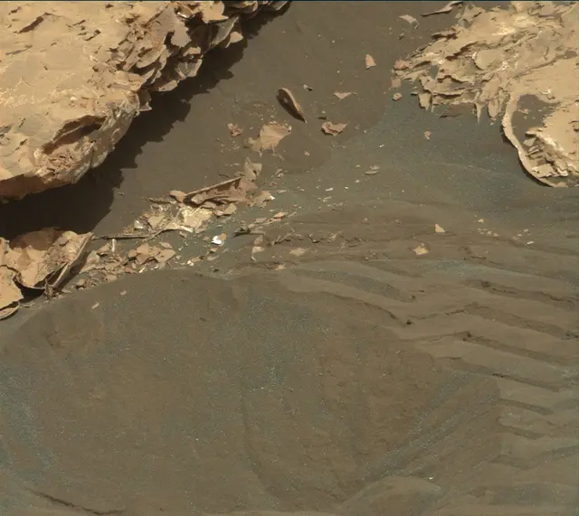 Sol 1787: Mast Camera (Mastcam)