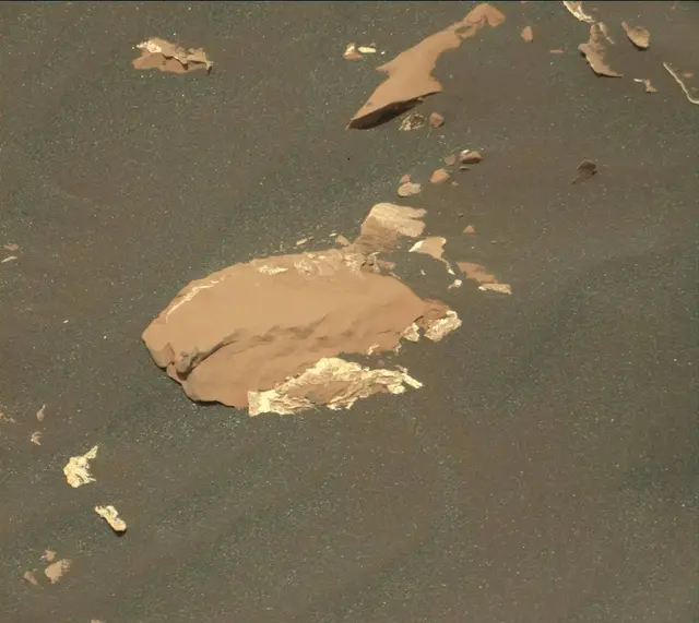 Sol 1790: Mast Camera (Mastcam)