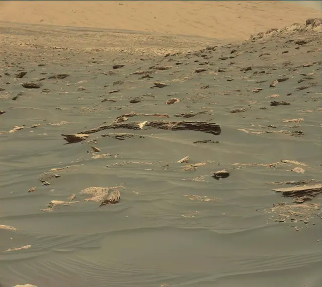 Sol 1792: Mast Camera (Mastcam)