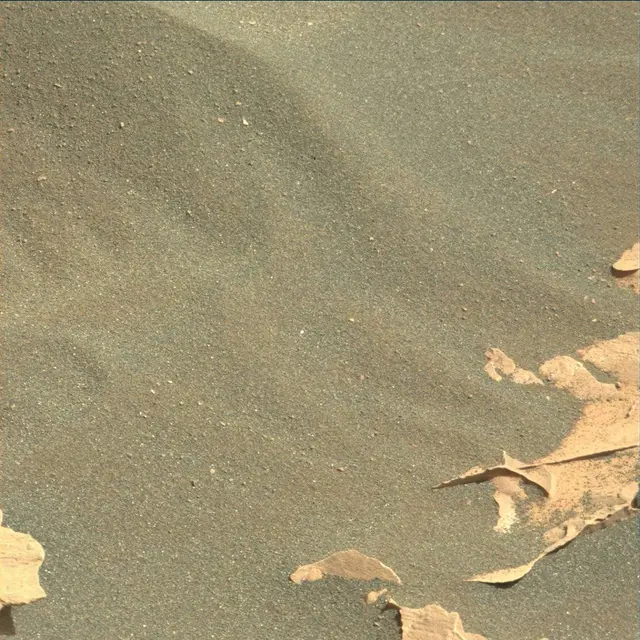 Sol 1793: Mast Camera (Mastcam)