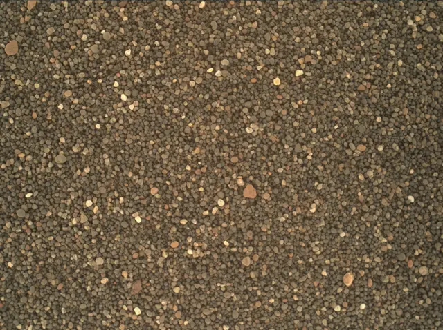 Sol 1793: Mars Hand Lens Imager (MAHLI)
