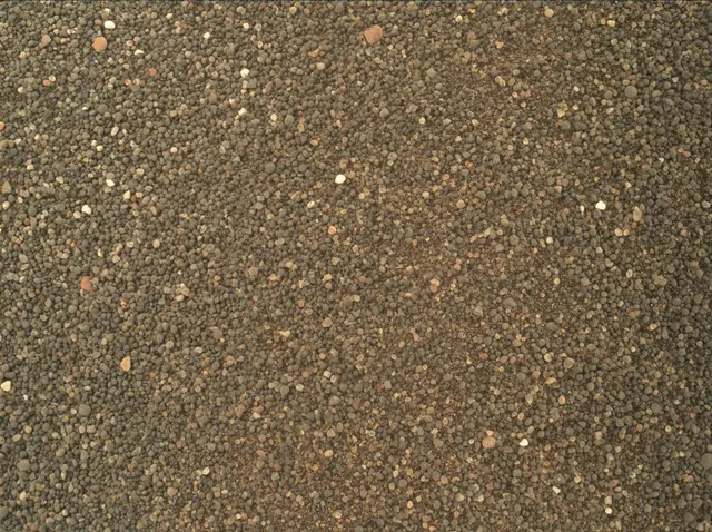 Sol 1793: Mars Hand Lens Imager (MAHLI)