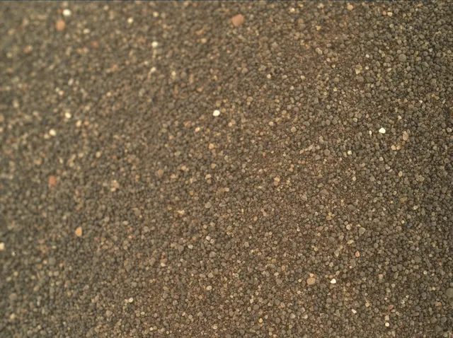 Sol 1793: Mars Hand Lens Imager (MAHLI)