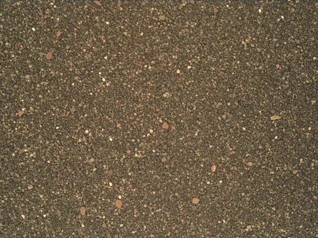 Sol 1793: Mars Hand Lens Imager (MAHLI)