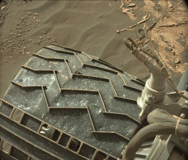 Sol 1798: Mast Camera (Mastcam)