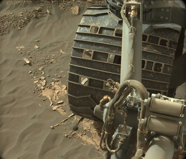 Sol 1798: Mast Camera (Mastcam)