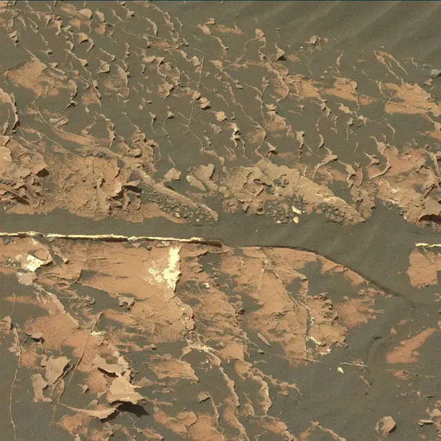 Sol 1799: Mast Camera (Mastcam)