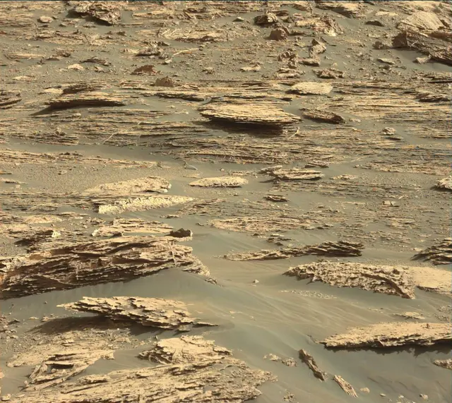 Sol 1800: Mast Camera (Mastcam)