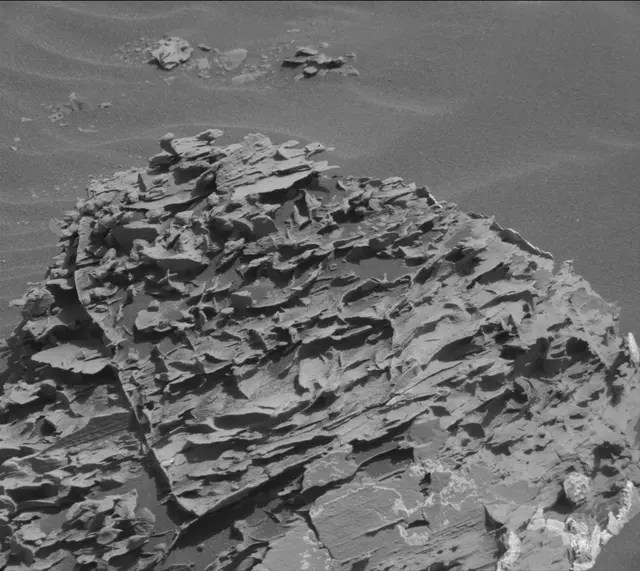 Sol 1800: Mast Camera (Mastcam)
