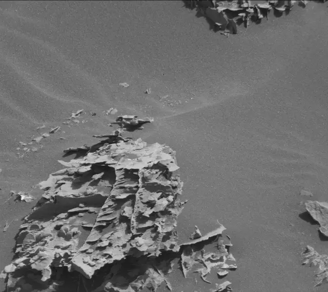 Sol 1800: Mast Camera (Mastcam)