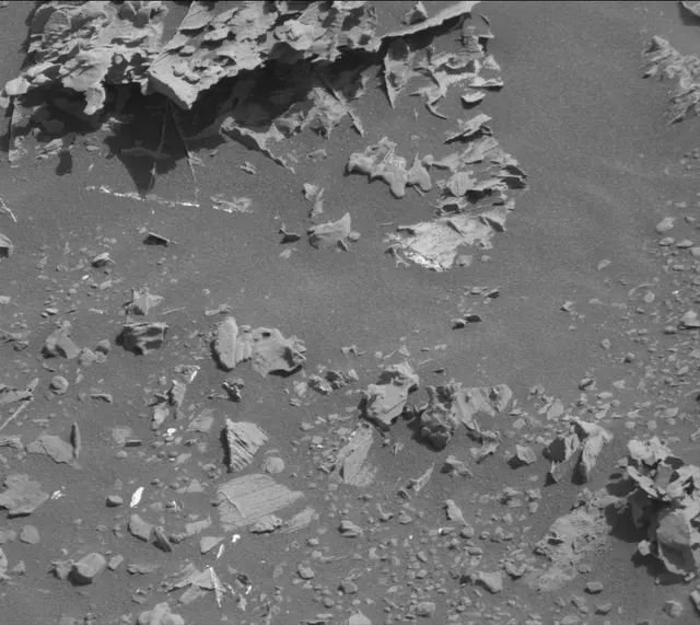 Sol 1800: Mast Camera (Mastcam)