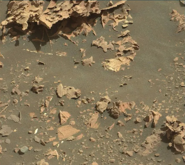Sol 1800: Mast Camera (Mastcam)