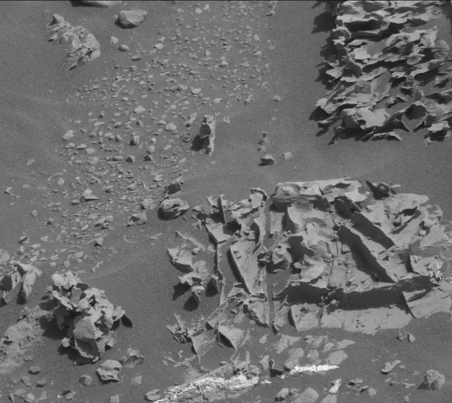 Sol 1800: Mast Camera (Mastcam)
