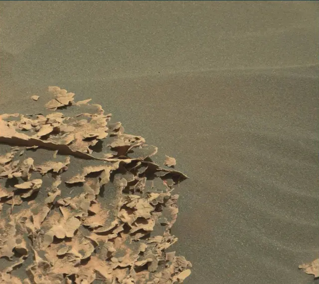Sol 1800: Mast Camera (Mastcam)