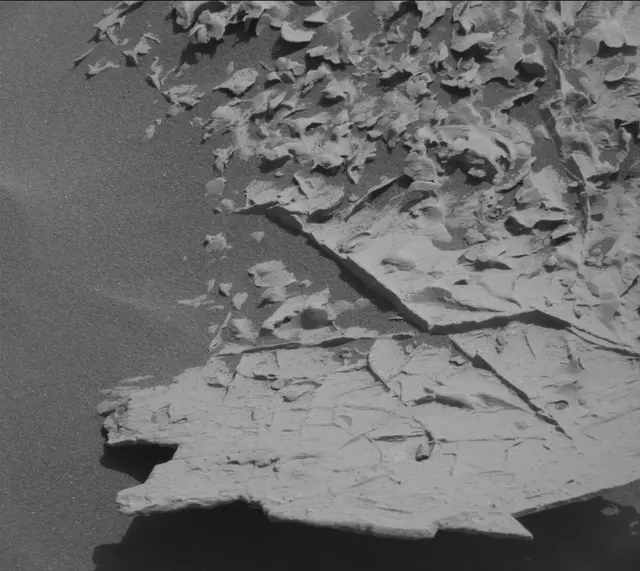 Sol 1800: Mast Camera (Mastcam)