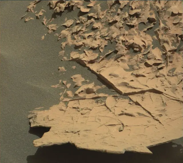Sol 1800: Mast Camera (Mastcam)