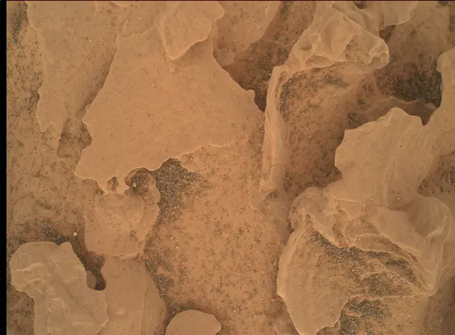 Sol 1800: Mars Hand Lens Imager (MAHLI)