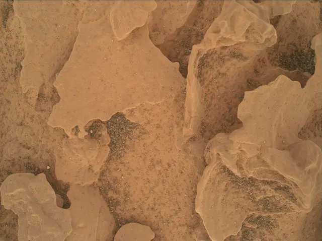 Sol 1800: Mars Hand Lens Imager (MAHLI)