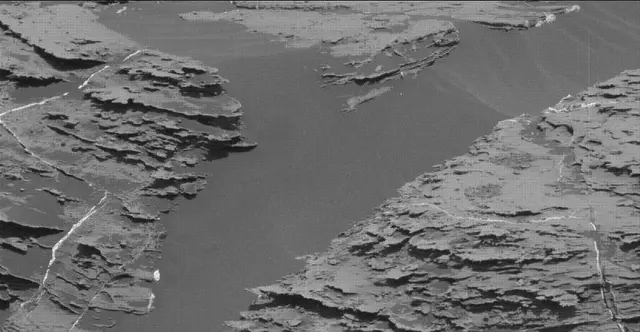 Sol 1802: Mast Camera (Mastcam)