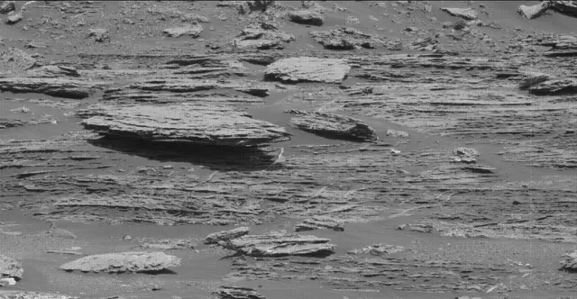 Sol 1802: Mast Camera (Mastcam)