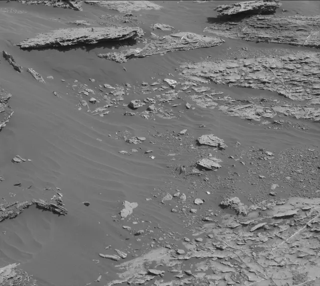 Sol 1802: Mast Camera (Mastcam)