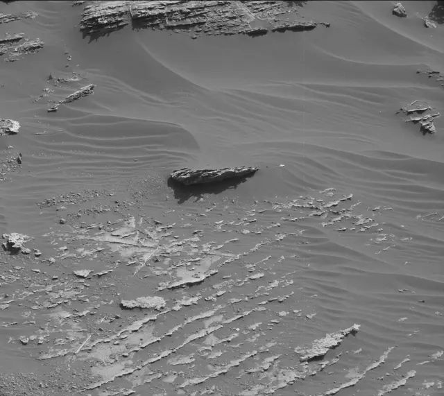 Sol 1802: Mast Camera (Mastcam)
