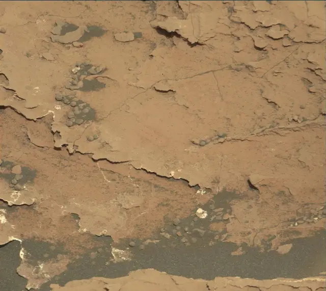Sol 1802: Mast Camera (Mastcam)