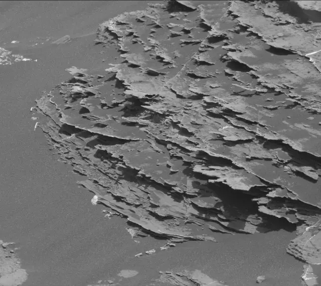 Sol 1802: Mast Camera (Mastcam)