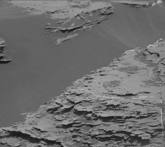 Sol 1802: Mast Camera (Mastcam)