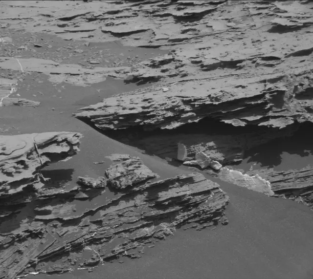 Sol 1802: Mast Camera (Mastcam)