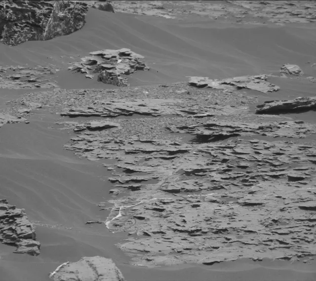 Sol 1802: Mast Camera (Mastcam)