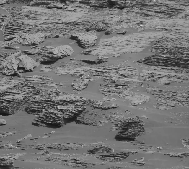 Sol 1802: Mast Camera (Mastcam)