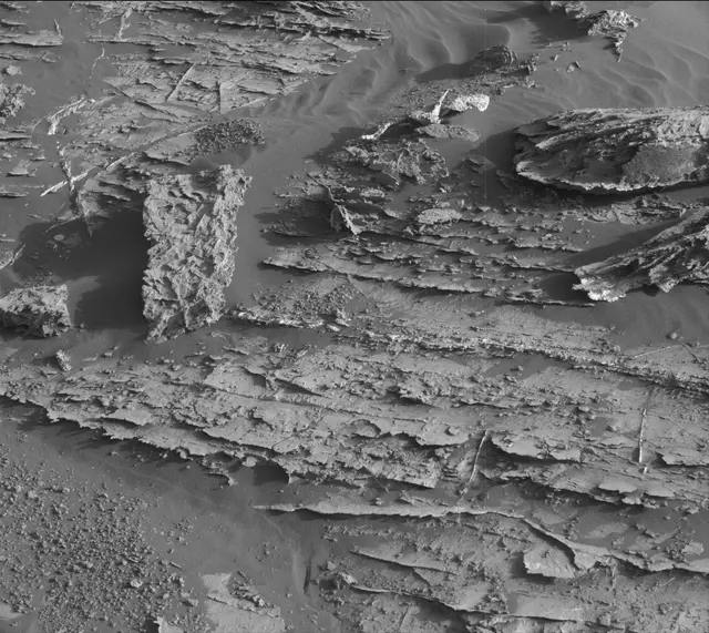 Sol 1805: Mast Camera (Mastcam)