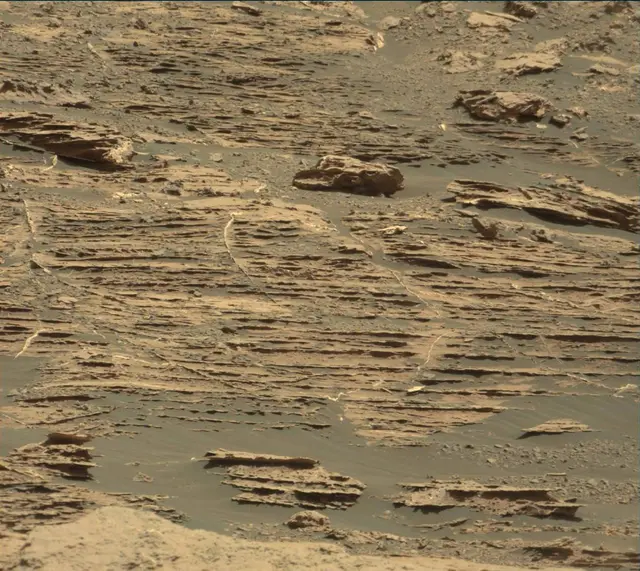 Sol 1805: Mast Camera (Mastcam)