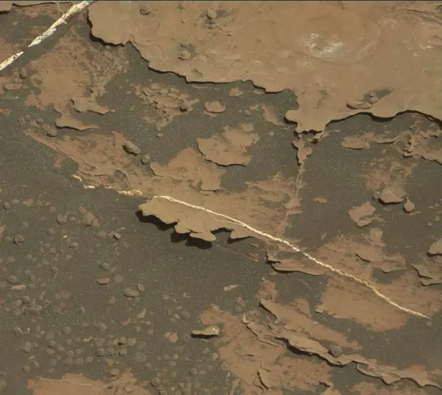 Sol 1807: Mast Camera (Mastcam)