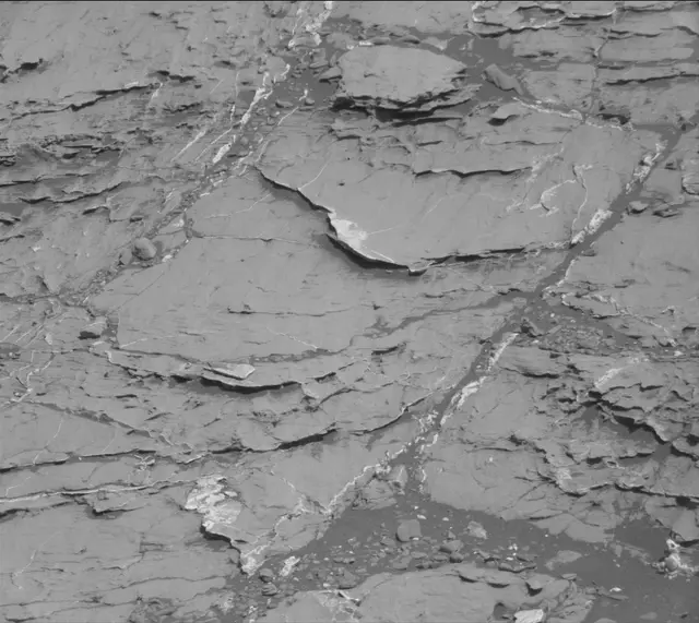 Sol 1809: Mast Camera (Mastcam)