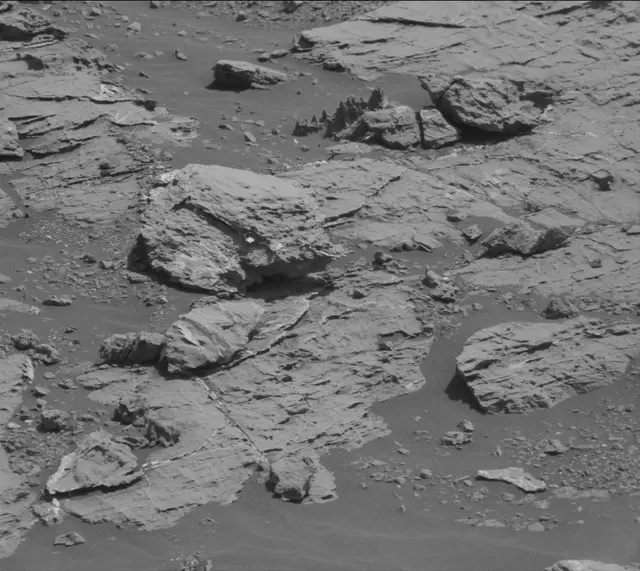 Sol 1809: Mast Camera (Mastcam)