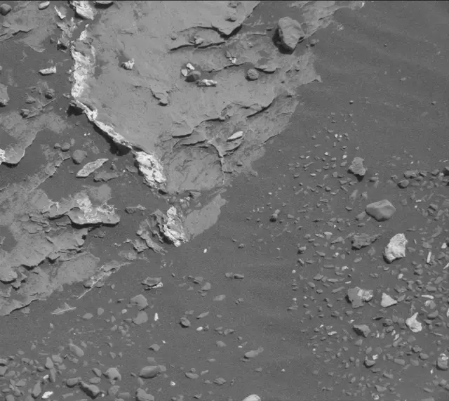 Sol 1809: Mast Camera (Mastcam)